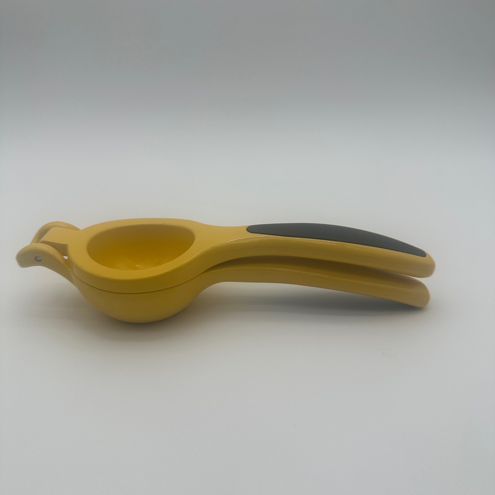 OXO Good Grips Citrus Squeezer Yellow Aluminum Hand Held Lemon Lime Juicer 9in